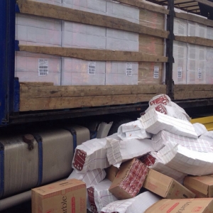 Captură record de ţigarete de contrabandă în