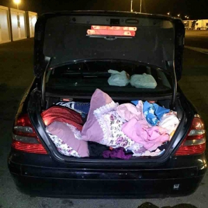 Tânără din Turcia ascunsă în portbagaj,