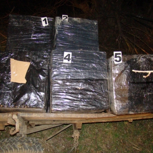 Cetăţean român prins cu ţigări de peste 56.000