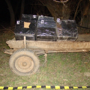 Cetăţean român prins cu ţigări de peste 56.000