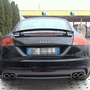 Autoturism în valoare de 25.000 de euro, căutat