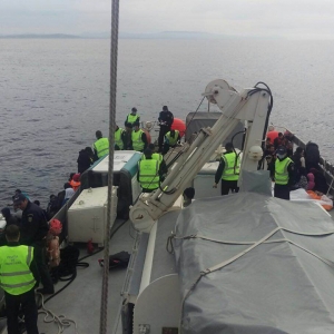 Approximately 100 people rescued in the Aegean Sea by