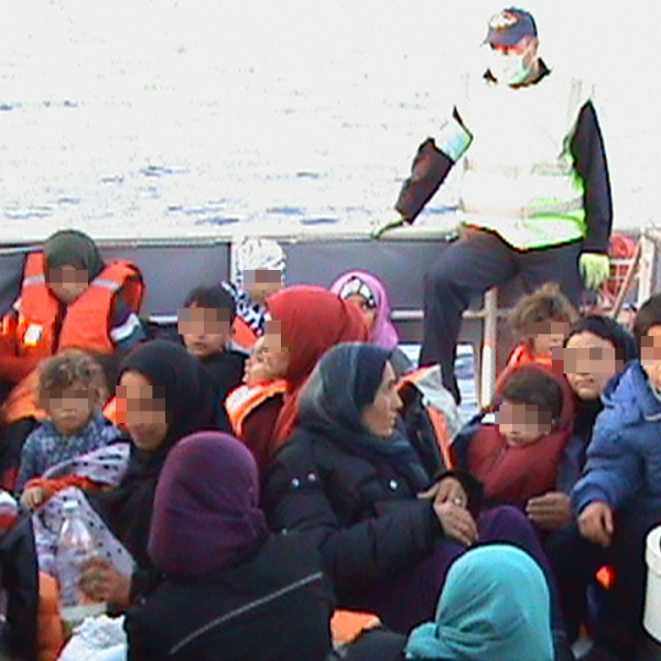 26 children on board of a rubber boat in the Aegean Sea, along with 41 adults, were rescued and handed over to the Greek authorities in the port of Chios