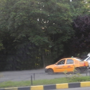 Nu transportaţi persoane necunoscute în apropierea