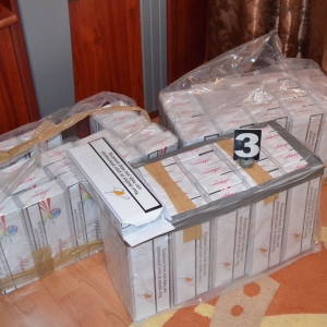 Grupare infracţională axată pe contrabandă cu ţigări, care acţiona în judeţele din sud-vestul ţării, destructurată