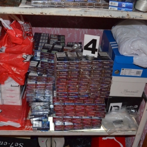 Grupare infracţională axată pe contrabandă cu ţigări, care acţiona în judeţele din sud-vestul ţării, destructurată