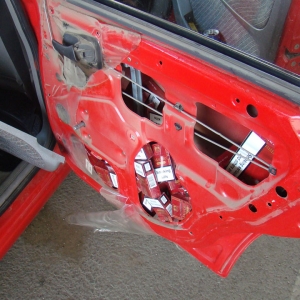 Peste 25.000 pachete ţigări confiscate de către poliţiştii de frontieră