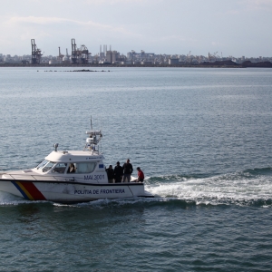 Poliţiştii de frontieră din cadrul Gărzii de Coastă, „sprijiniţi” în misiune de Dragoş Bucurenci