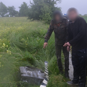 Mii de pachete de țigări de contrabandă depistate la frontiera de nord a României