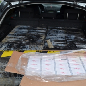 Ţigări de contrabandă de peste 56.000 de lei confiscate la frontiera de est
