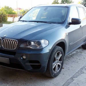 BMW X5 căutat în Belgia, descoperit la P.T.F. Sculeni