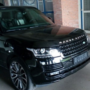 Range Rover căutat în Ucraina, depistat în P.T.F Borş