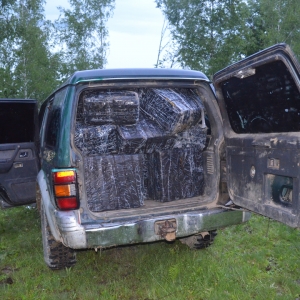 Acţiuni în forţă la frontiera de nord pentru depistarea contrabandiştilor de ţigări