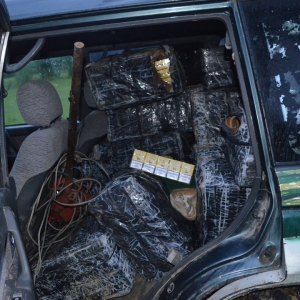 Acţiuni în forţă la frontiera de nord pentru depistarea contrabandiştilor de ţigări