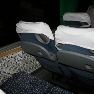 Ţigări de contrabandă ascunse în pereţii unui autocar