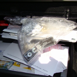 Doi cetăţeni turci, depistaţi cu marijuana în torpedoul maşinii