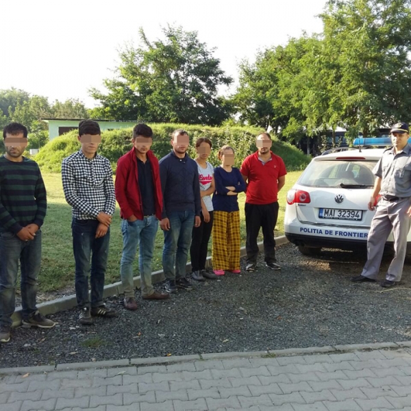 24 migranţi turci, opriţi la frontiera de sud-vest