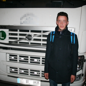 Şofer de camion turc, cercetat pentru trafic de migranţi