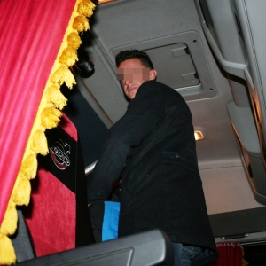 Şofer de camion turc, cercetat pentru trafic de migranţi