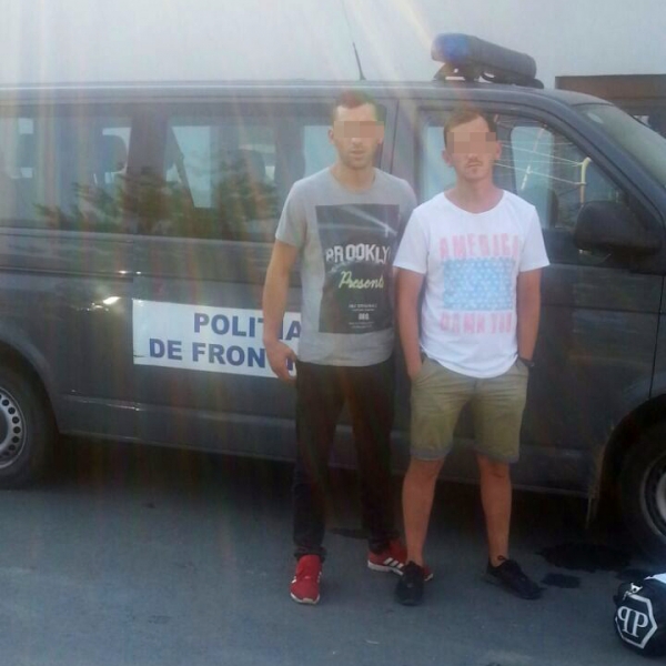 Doi tineri din Kosovo, depistaţi într-un lan de porumb, lângă graniţa cu Serbia