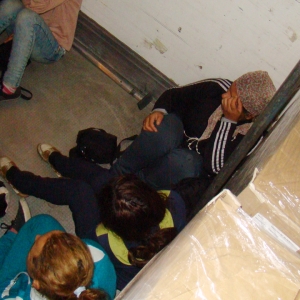 Zece migranţi ascunşi într-un camion, descoperiţi