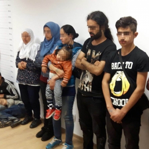 Reţea de trafic de migranţi destructurată la graniţa de