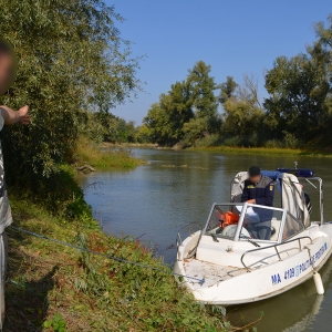 Contrabandă cu substanţe interzise, la malul Prutului