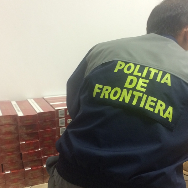 Percheziții pe linia combaterii contrabandei cu produse accizabile, desfăşurate de poliţiştii de frontieră mehedinţeni