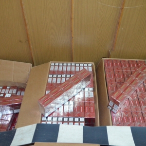 Contrabandişti ucraineni, opriţi cu focuri de armă