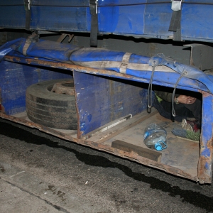 Cetățeni sirieni ascunşi în lada de scule a unui