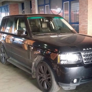 Autoturisme de lux în valoare de 90.000 de euro cu