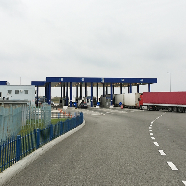 Cetăţean albanez care a încercat să intre fraudulos în România, depistat la P.T.F. Calafat