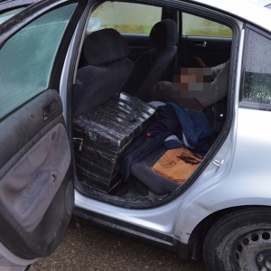 Peste 17.000 pachete de ţigări de contrabandă