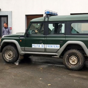 Şase migranţi opriţi la frontiera de sud-vest a