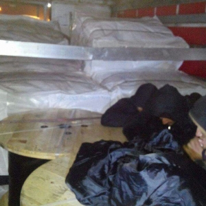 Trei cetățeni irakieni au plătit 12.000 de dolari,