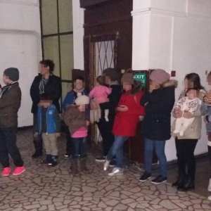 Patruzeci şi doi de migranti ascunşi într-o cisternă,  opriţi la frontiera cu Ungaria