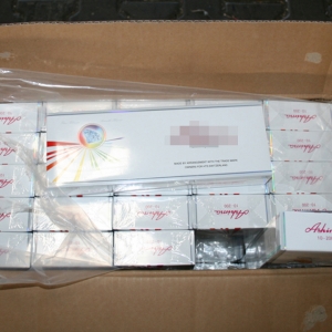 65.000 pachete ţigări susceptibile a fi contrafăcute, confiscate în Portul Constanţa Sud Agigea