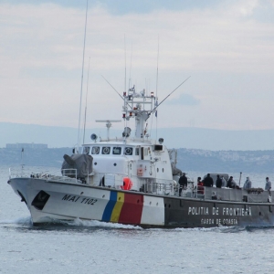 34 persoane salvate din apele Mării Egee de poliţiştii de frontieră români aflaţi în misiune FRONTEX în Grecia