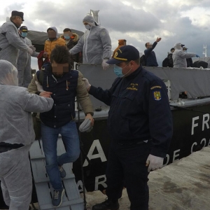 34 persoane salvate din apele Mării Egee de poliţiştii de frontieră români aflaţi în misiune FRONTEX în Grecia