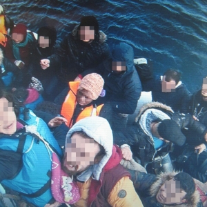 34 persoane salvate din apele Mării Egee de poliţiştii de frontieră români aflaţi în misiune FRONTEX în Grecia