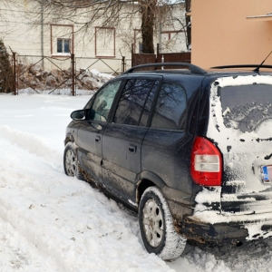 Ţigări de contrabandă, în valoare de aproximativ 10.000 lei, confiscate de poliţiştii de frontieră ieşeni