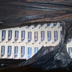 Ţigări de contrabandă ascunse în sistemul de încălzire a unui autocar