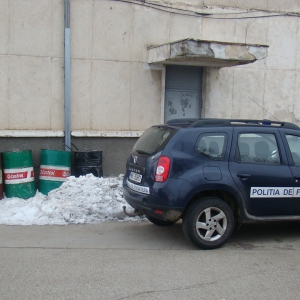 O tonă de motorină transportată fără documente legale, depistată de poliţiştii de frontieră brăileni