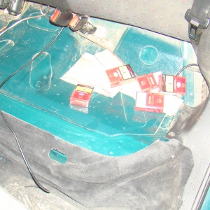 Trei cetăţeni români cercetaţi pentru contrabandă