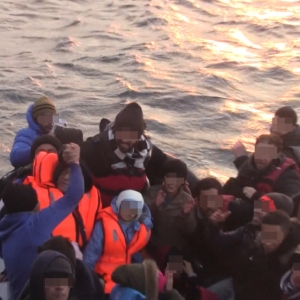 56 persoane salvate în cadrul unei noi acțiuni desfășurate de poliţiştii de frontieră români în Marea Egee