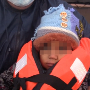 56 persoane salvate în cadrul unei noi acțiuni desfășurate de poliţiştii de frontieră români în Marea Egee