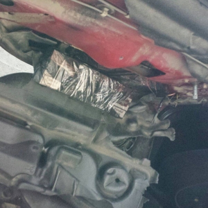 Ţigări de contrabandă descoperite la frontieră