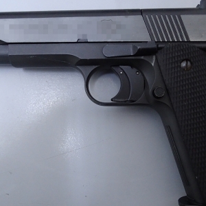 Armă neletală fără documente legale