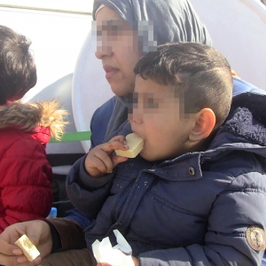 21 de copii si 31 de adulti, salvați de poliţiştii de frontieră români din apele Mării Egee