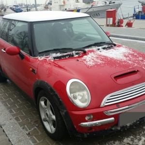 Autoturism Mini Cooper declarat furat în Italia, descoperit în Constanţa